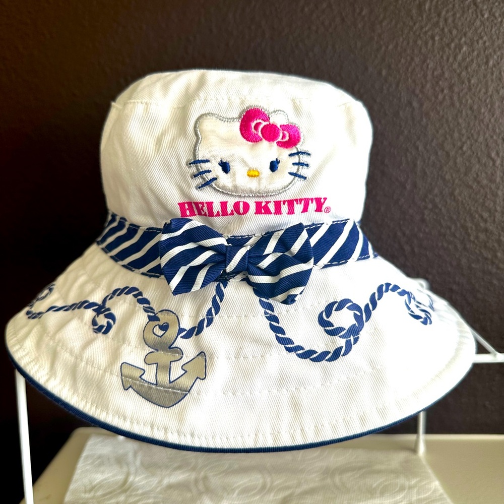 Hello Kitty Bucket Hat